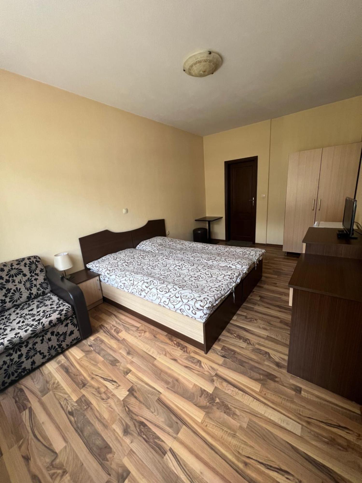 Panorama Guest House Smoljan Esterno foto