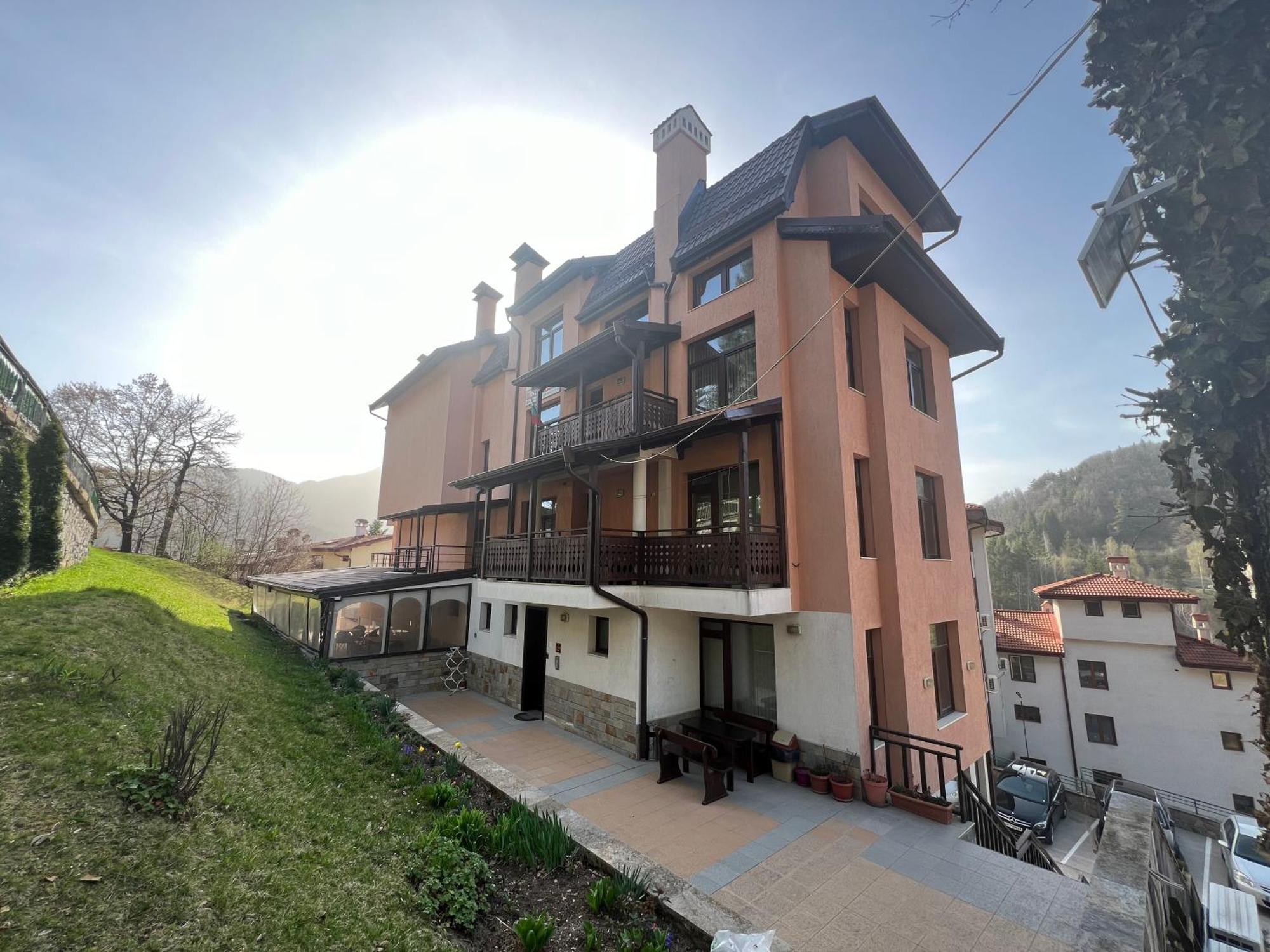 Panorama Guest House Smoljan Esterno foto